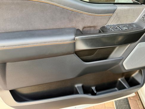 Used 2024 Ford F250 Platinum image 22