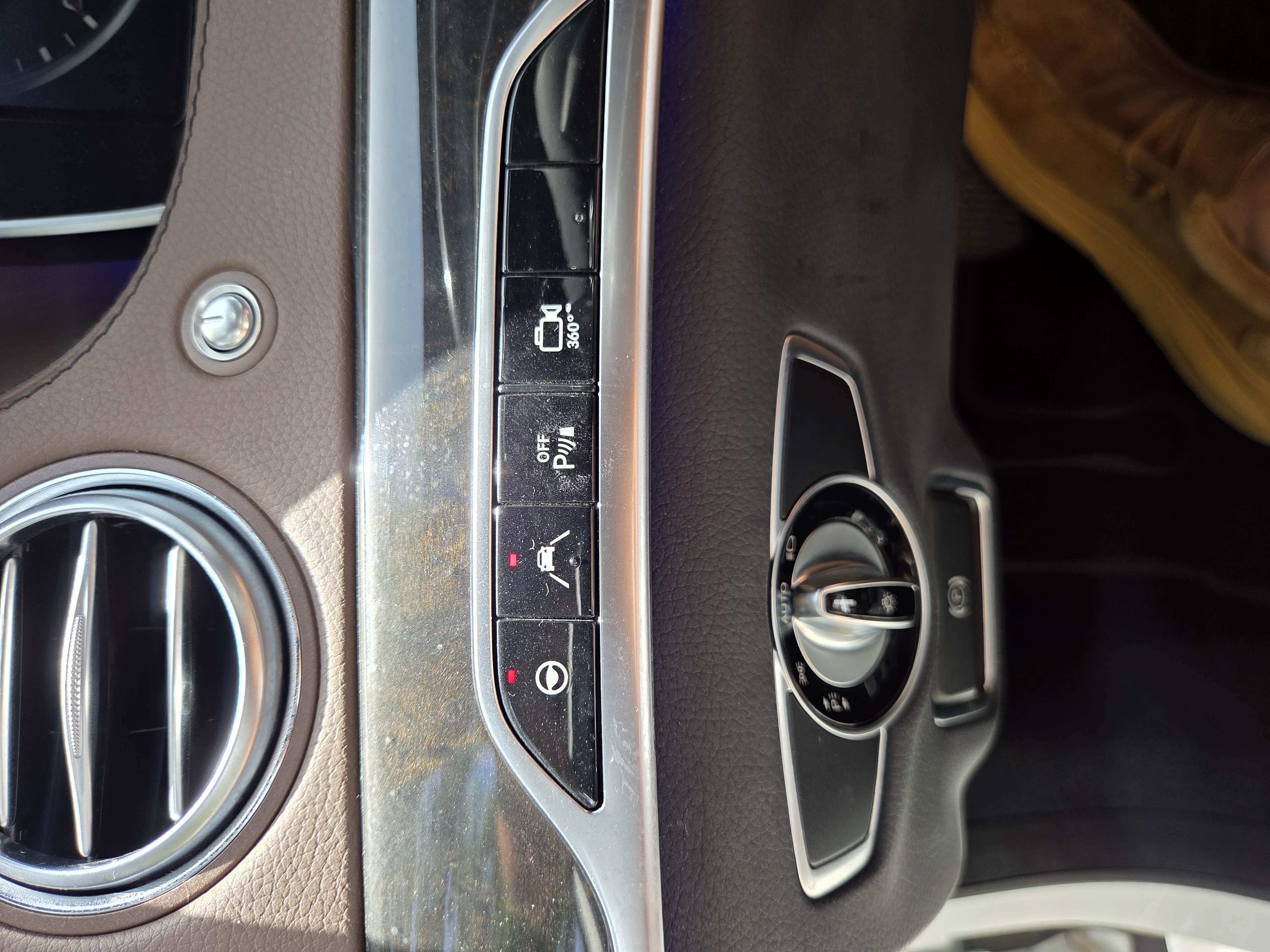 Used 2017 Mercedes-Benz S 550 Sedan image 30