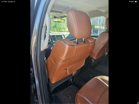 Used 2017 RAM 1500 Laramie Longhorn image 16