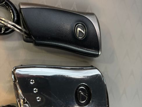 Used 2021 Lexus UX 200 w/ Accessory Package (Z2) image 14