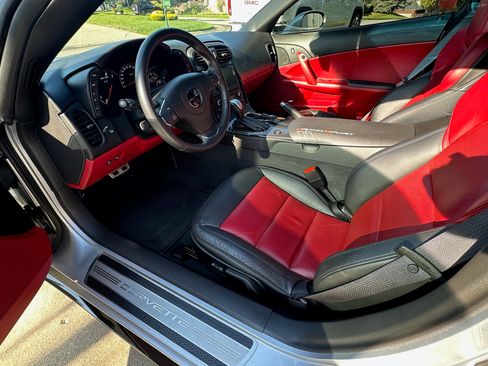 Used 2012 Chevrolet Corvette Grand Sport w/ 2LT Preferred Equipment Group image 13