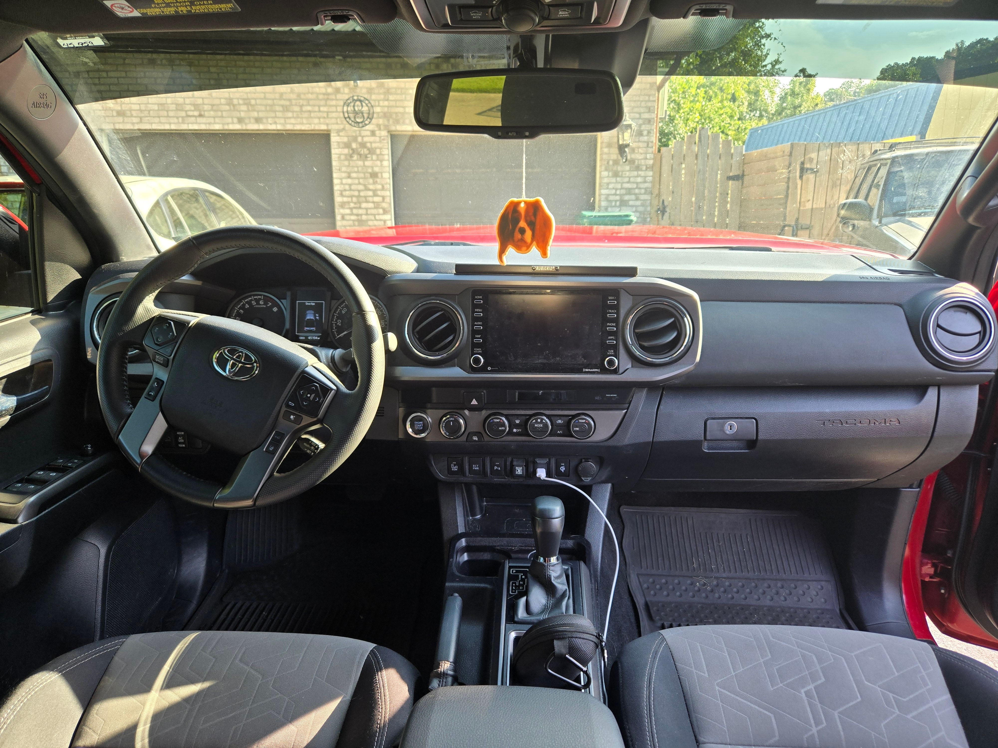 Used 2023 Toyota Tacoma TRD Off-Road w/ Technology Package AWD/4WD image 12