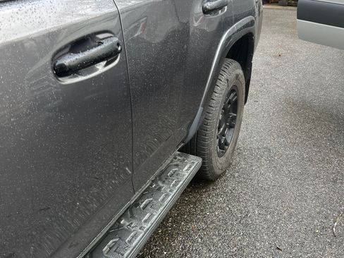 Used 2014 Toyota 4Runner SR5 Premium image 22