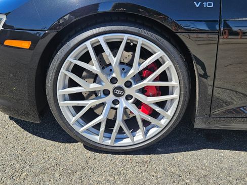 Used 2017 Audi R8 V10 AWD/4WD image 17