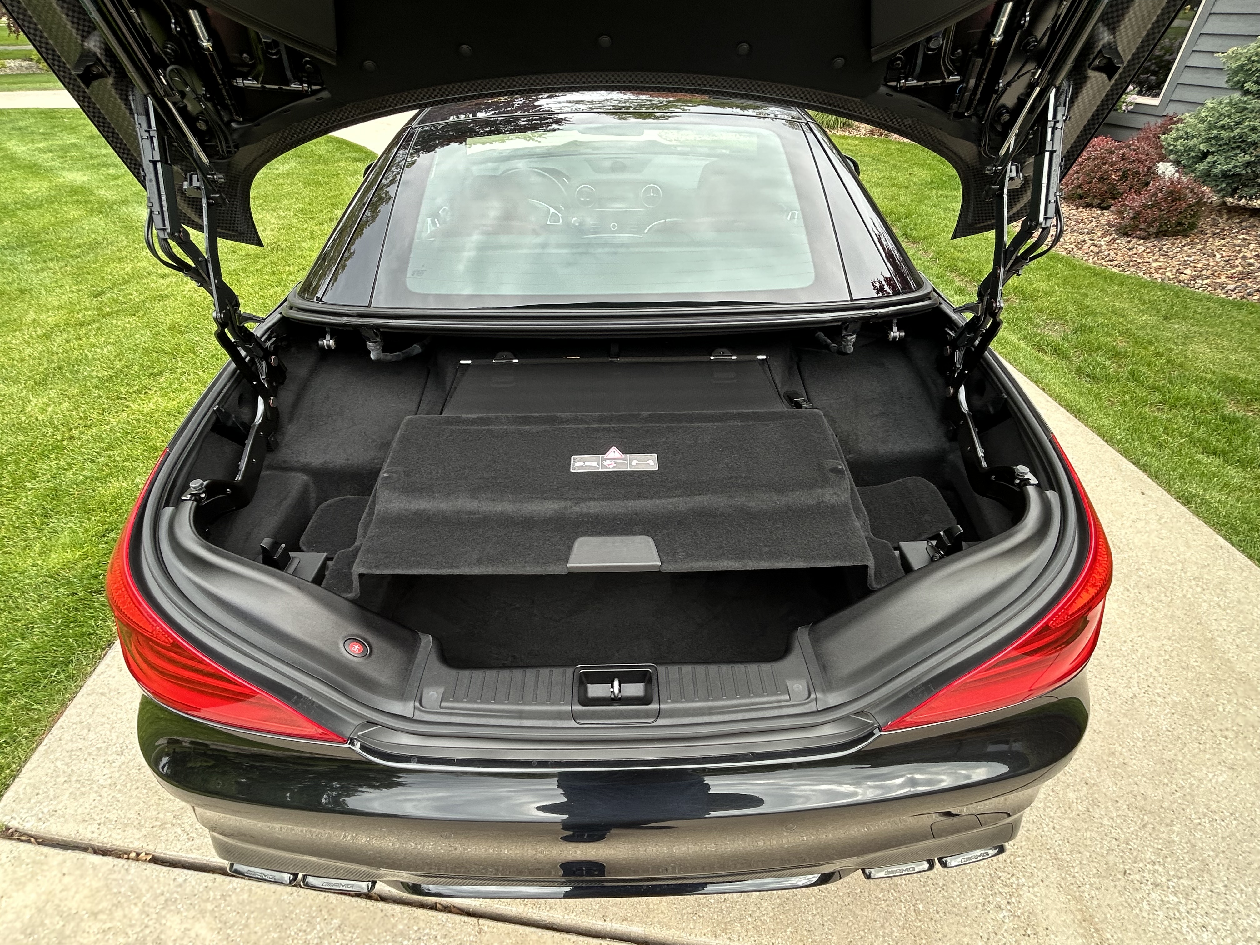 Used 2017 Mercedes-Benz SL 63 AMG image 14