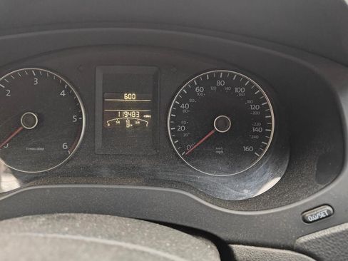 Used 2012 Volkswagen Jetta TDI image 19