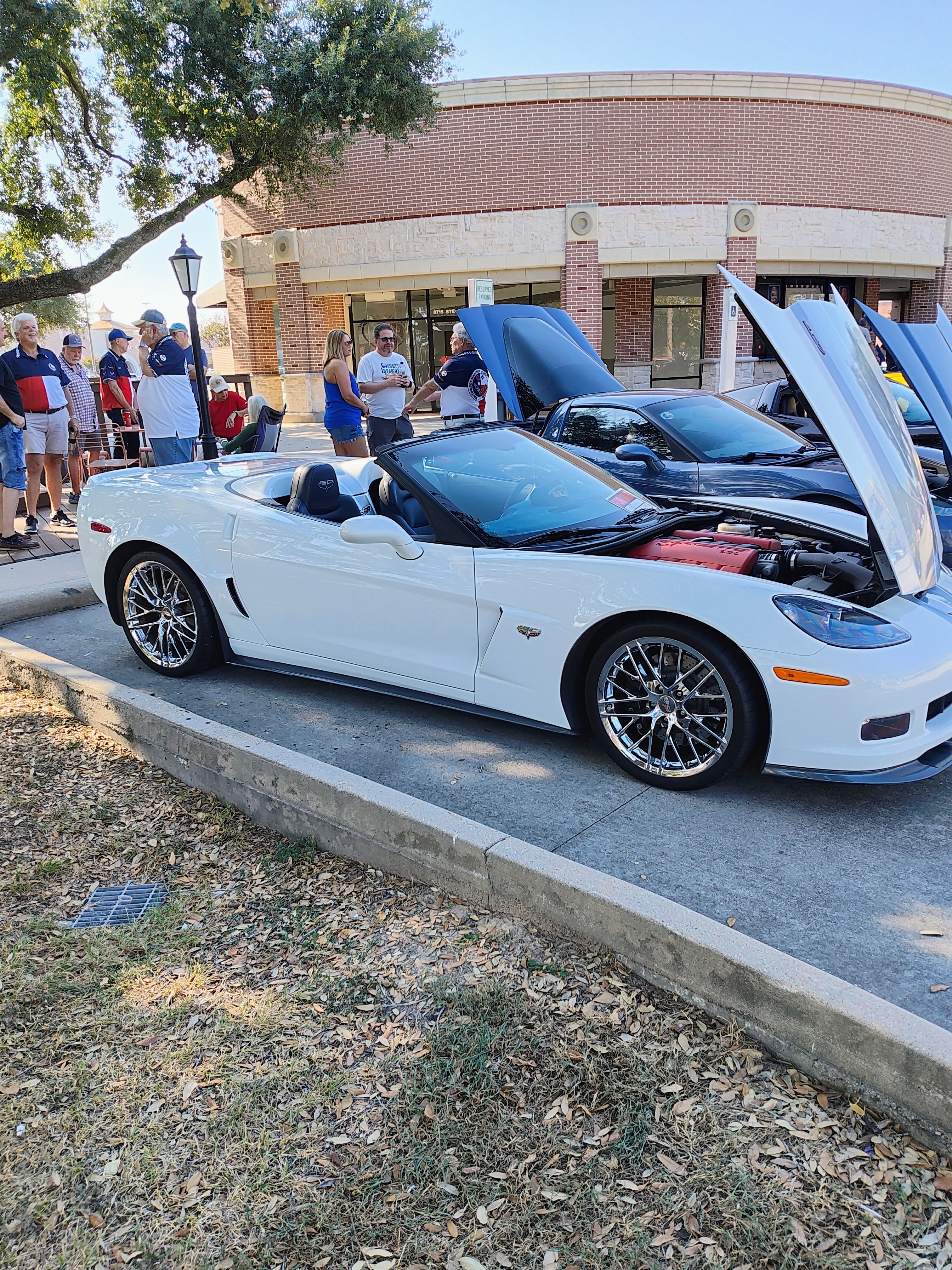 Used 2013 Chevrolet Corvette 427 w/ 1SC Preferred Equipment Group RWD image 9