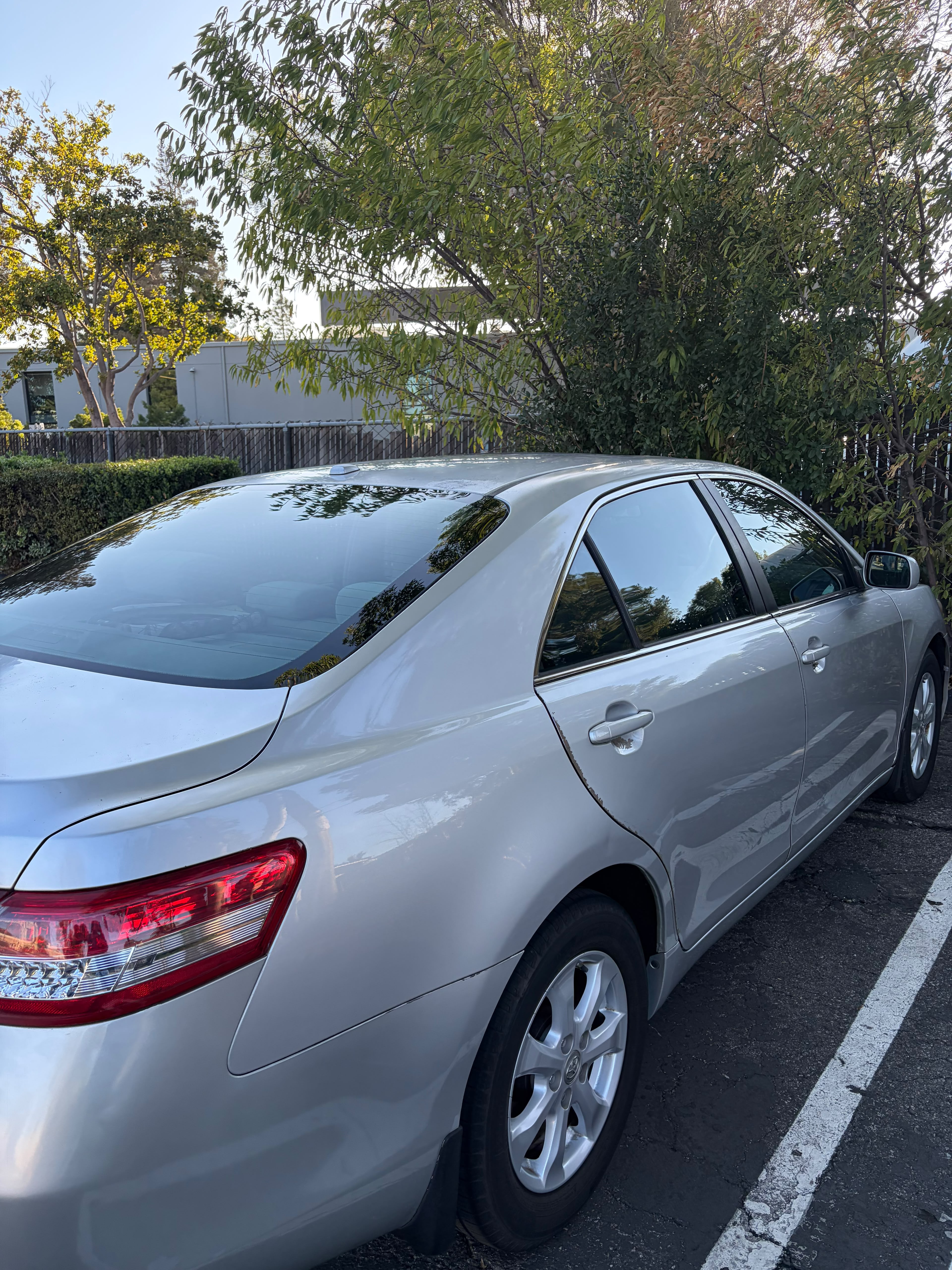 Used 2011 Toyota Camry LE w/ LE Extra-Value Pkg FWD image 14