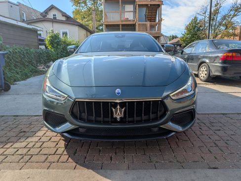 Used 2021 Maserati Ghibli S GranSport image 2