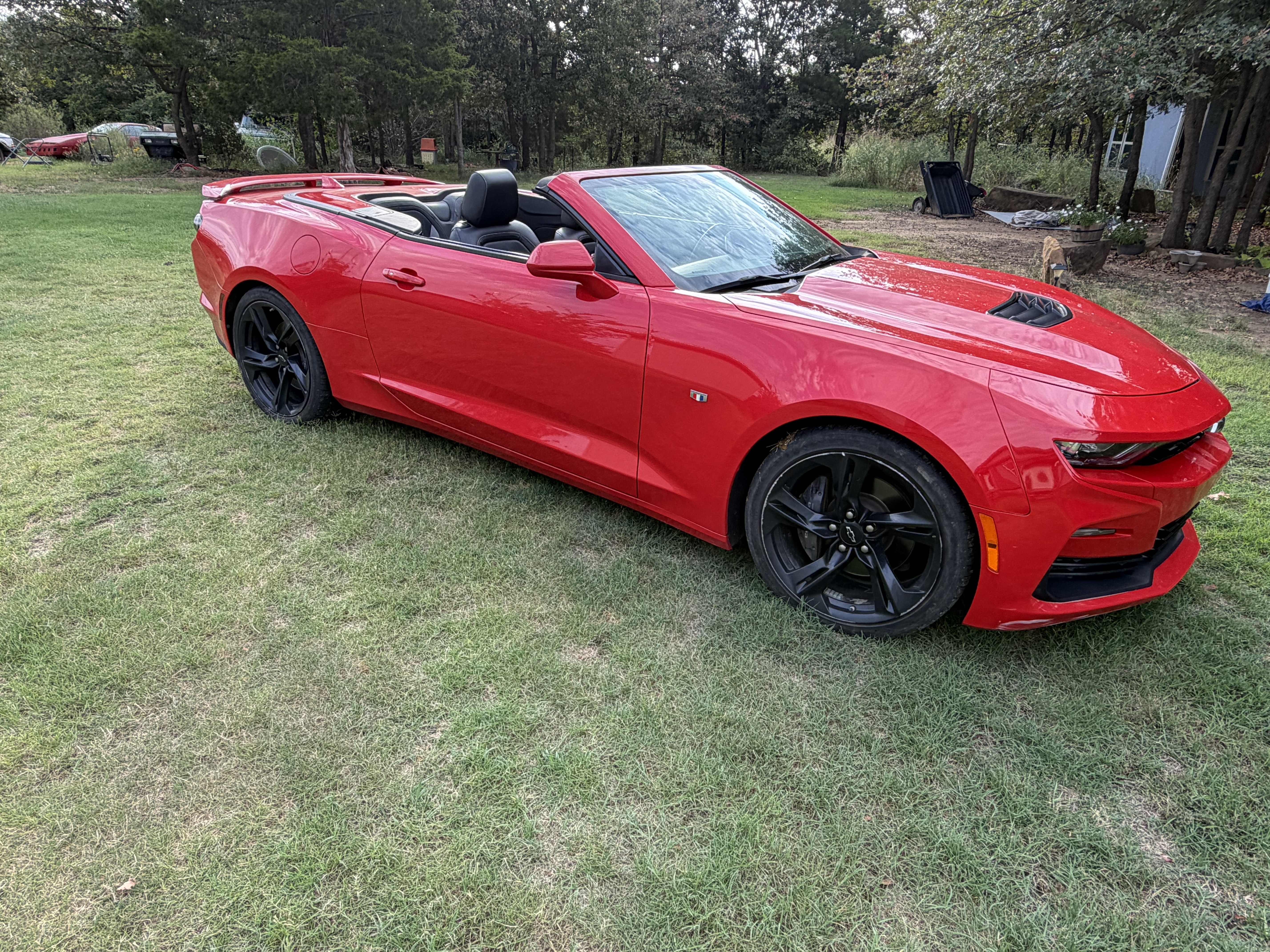 Used 2020 Chevrolet Camaro SS RWD image 1