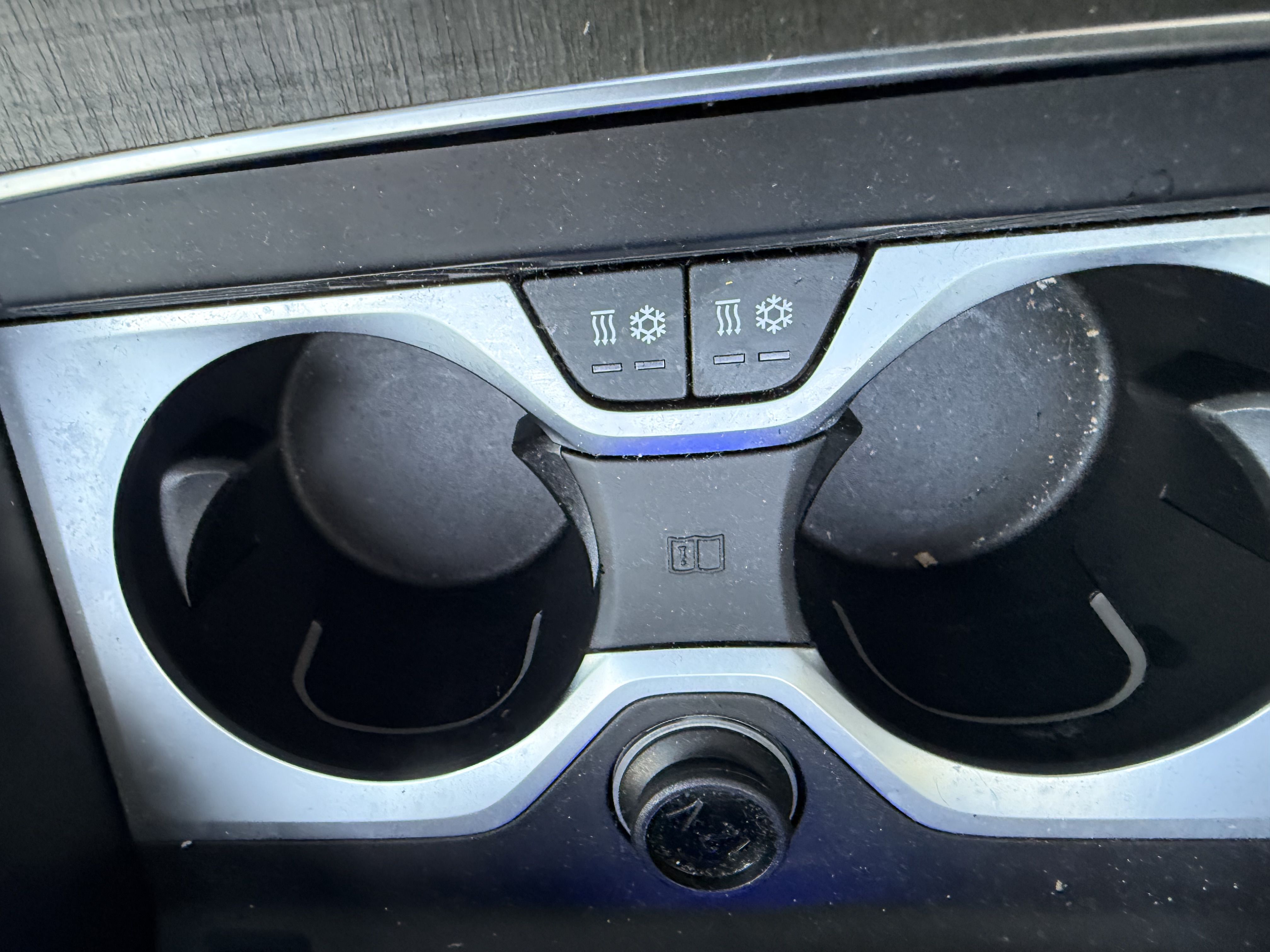 Used 2025 BMW ALPINA XB7 AWD/4WD image 23