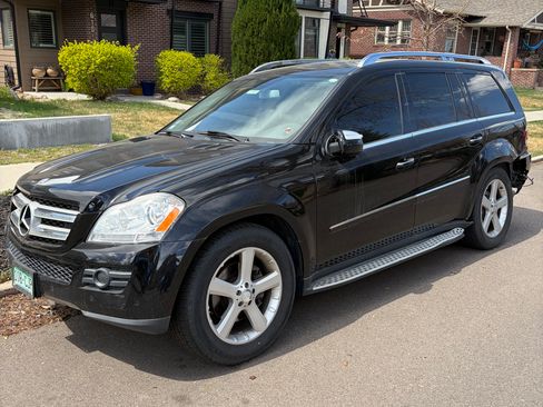 Used 2009 Mercedes-Benz GL 450 4MATIC image 4