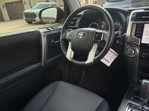 Used 2023 Toyota 4Runner SR5 Premium w/ Moonroof Package image 12