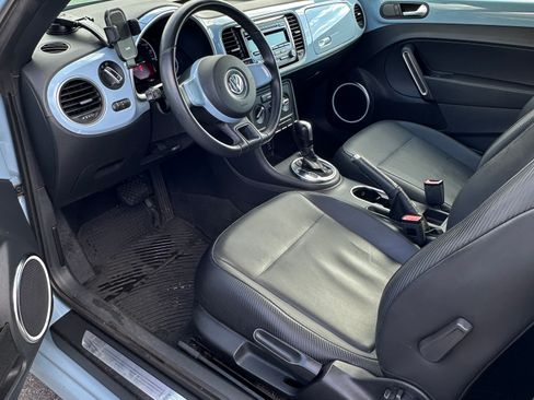 Used 2013 Volkswagen Beetle 2.5 image 5