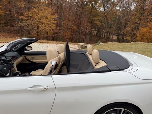 Used 2020 BMW 430i 430i Convertible 2D w/ Convenience Package image 25