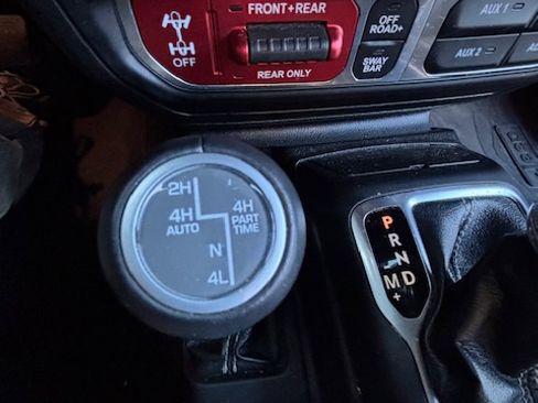 Used 2021 Jeep Wrangler Unlimited Rubicon image 8