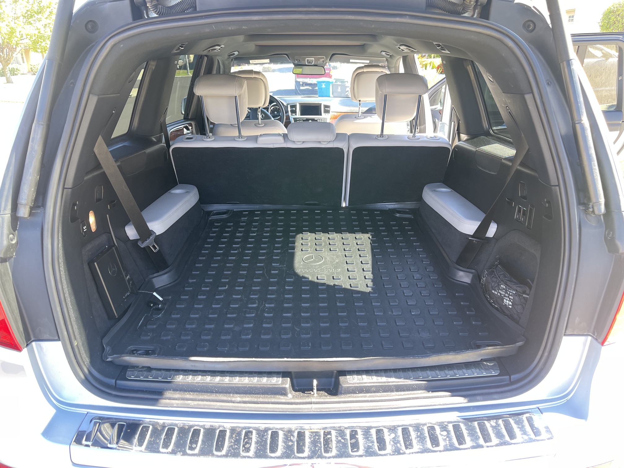 Used 2015 Mercedes-Benz GL 550 4MATIC image 17