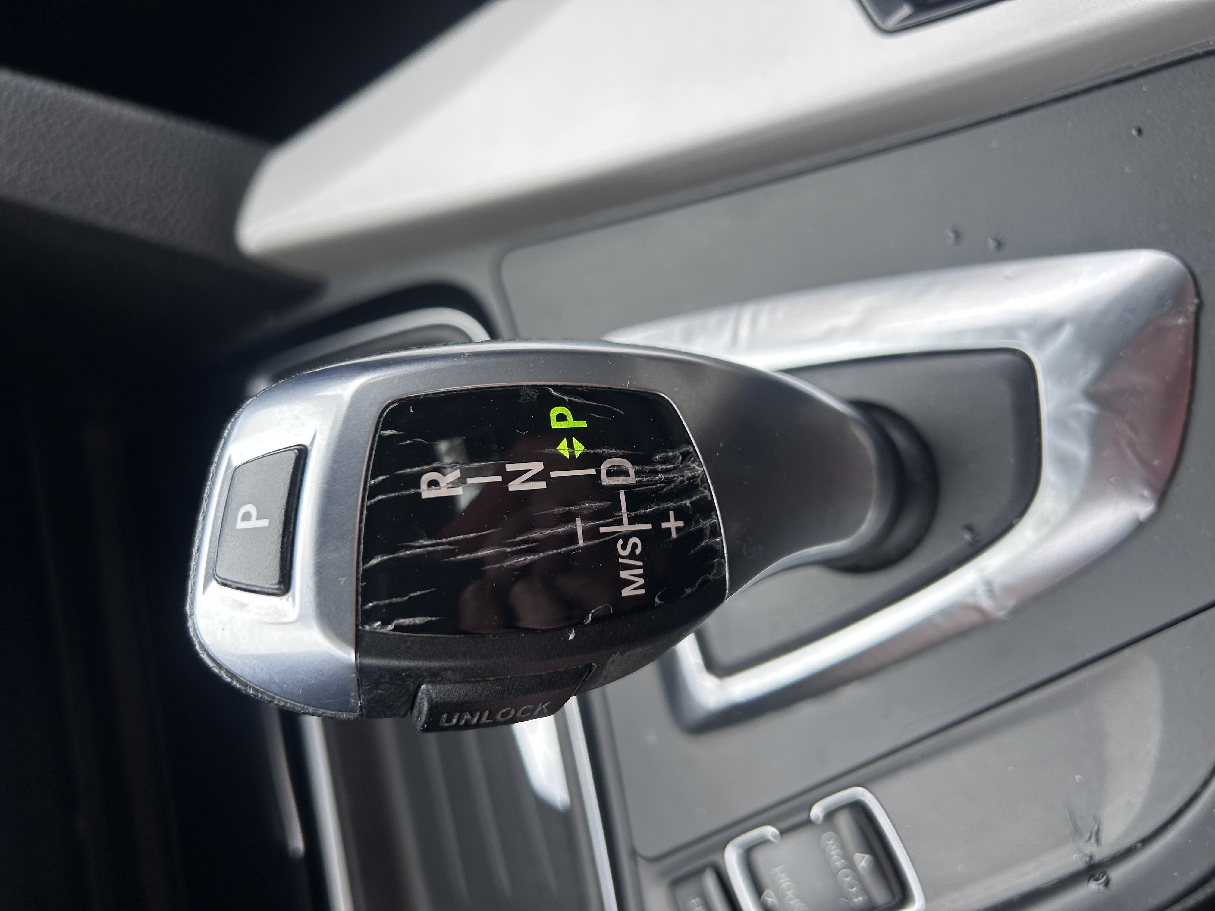 Used 2015 BMW 320i Sedan RWD image 17