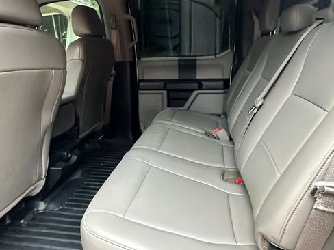 Used 2019 Ford F250 XL w/ Power Equipment Group image 16