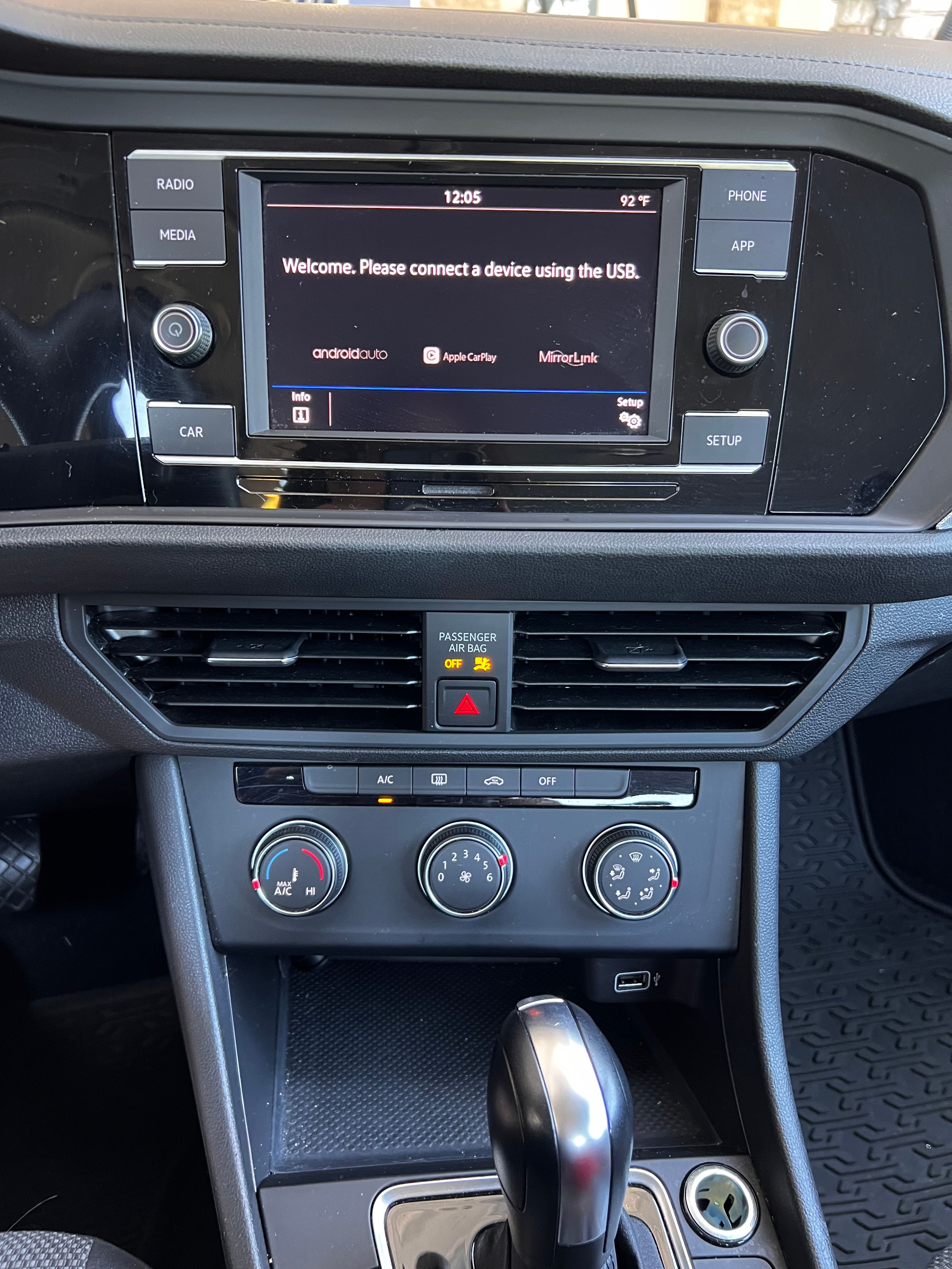 Used 2019 Volkswagen Jetta S w/ Driver Assistance Package FWD image 17