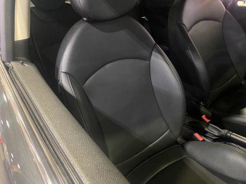 Used 2013 MINI Cooper S image 19