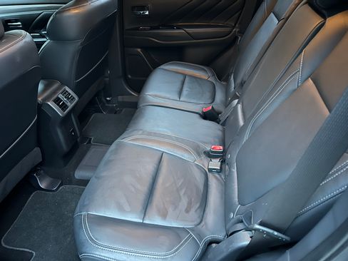 Used 2020 Mitsubishi Outlander GT image 9