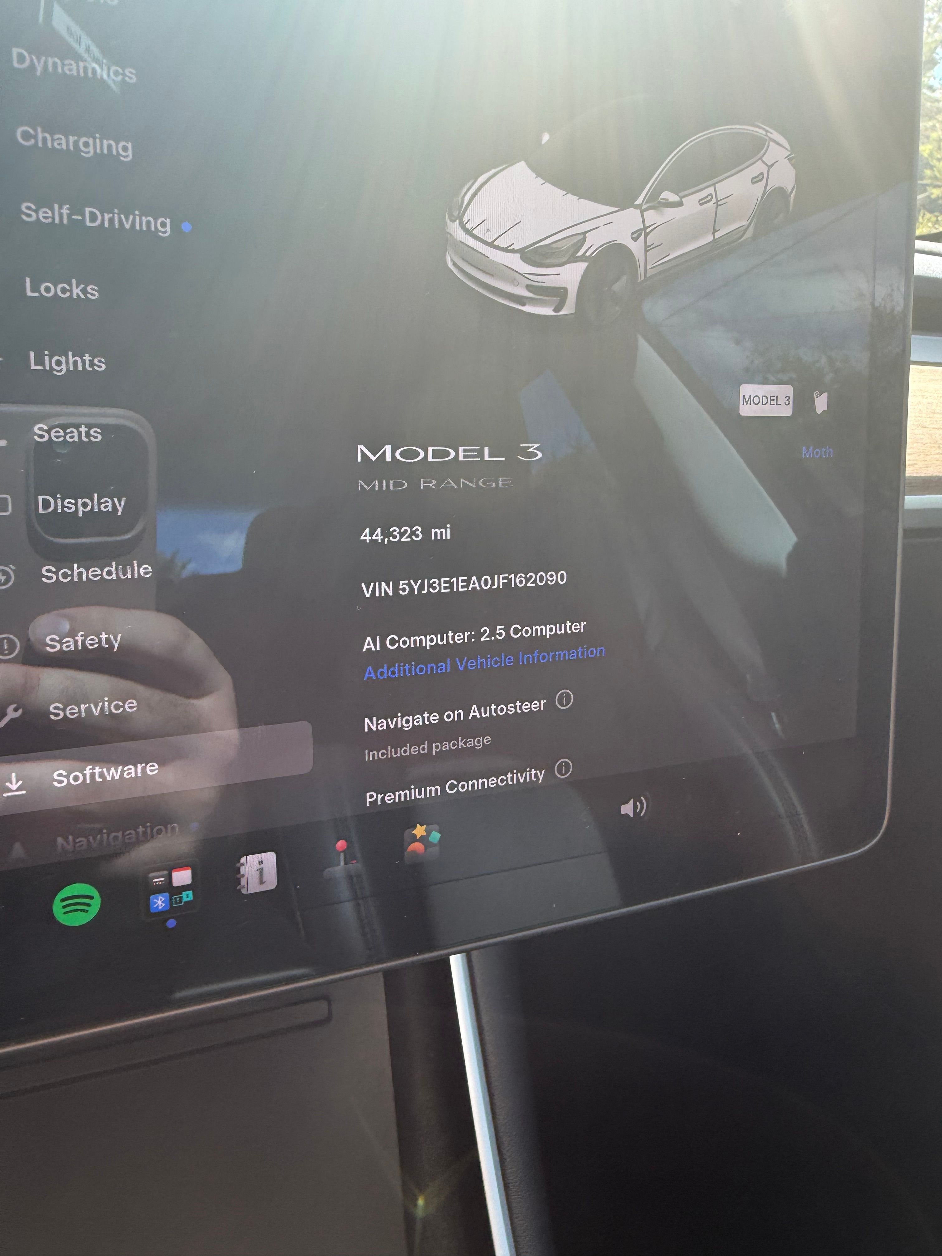 Used 2018 Tesla Model 3 Mid Range RWD image 11