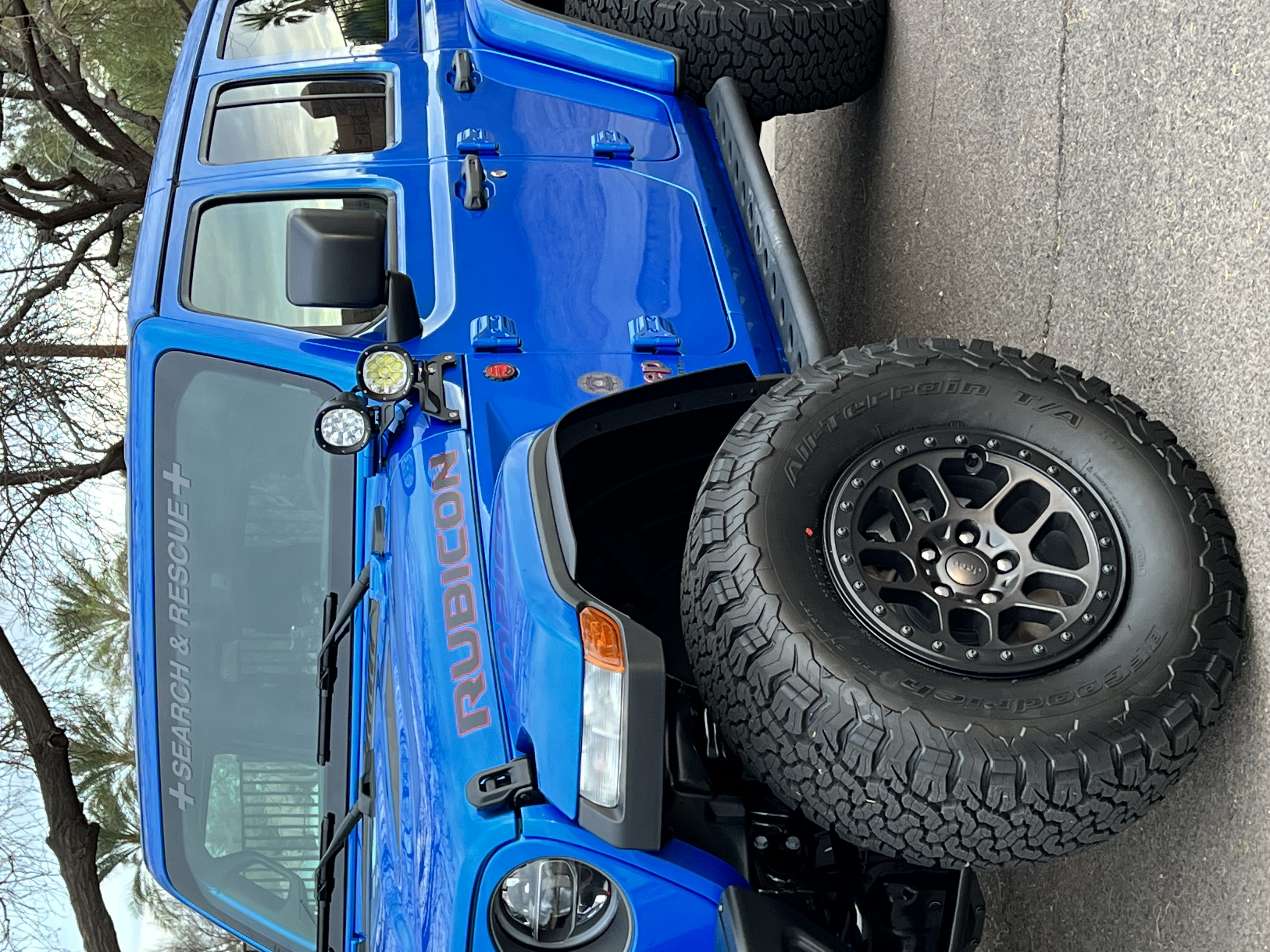 Used 2023 Jeep Wrangler Unlimited Rubicon w/ Xtreme 35 Tire Package AWD/4WD image 6