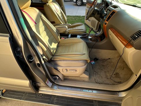 Used 2005 Lexus GX 470 image 10