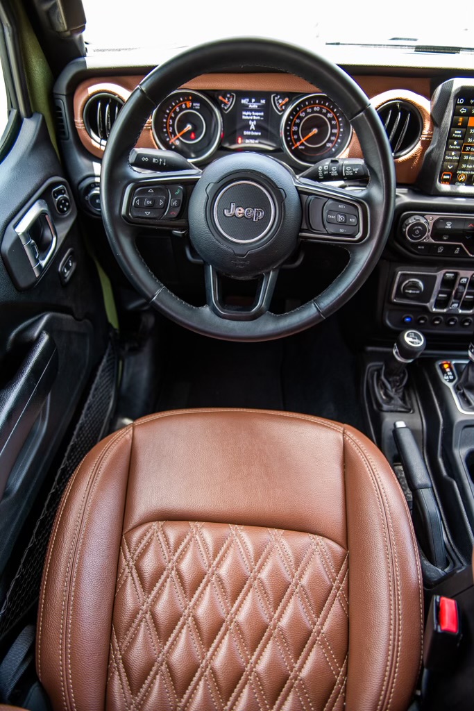 Used 2018 Jeep Wrangler Unlimited Sport S AWD/4WD image 24