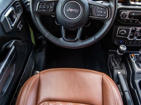 Used 2018 Jeep Wrangler Unlimited Sport S AWD/4WD image 24