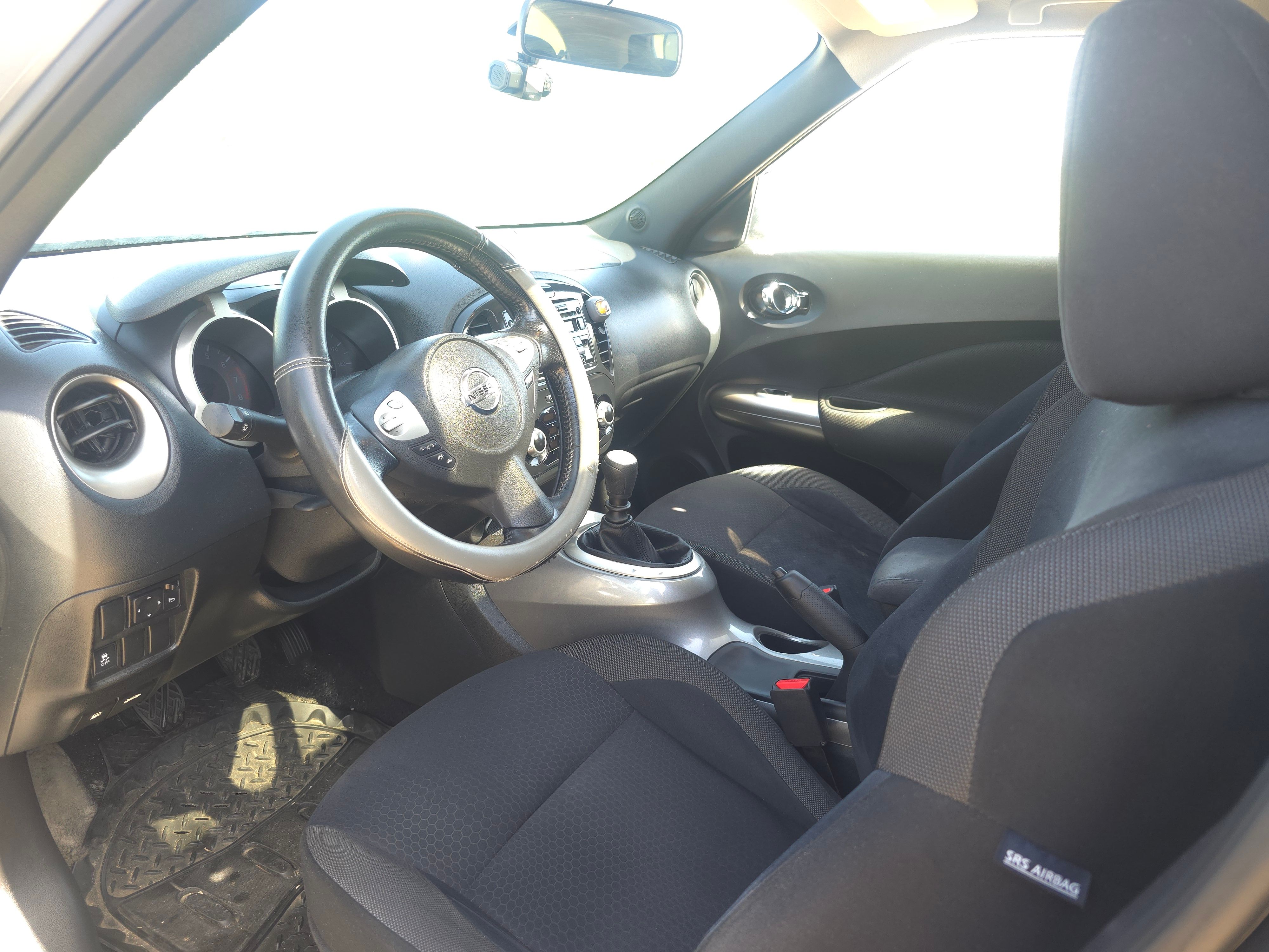 Used 2013 Nissan Juke SV FWD image 8