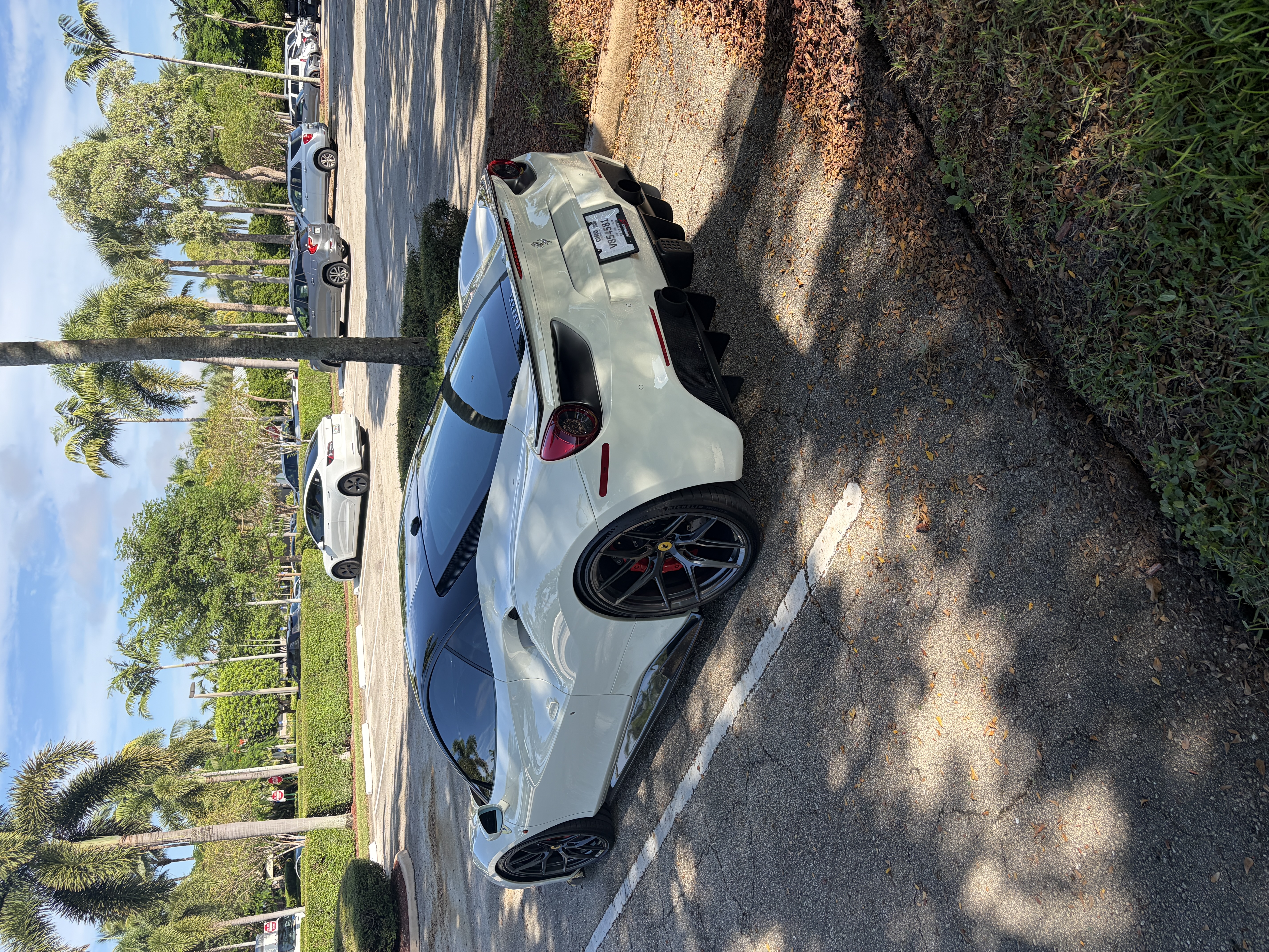 Used 2018 Ferrari 488 GTB RWD image 6