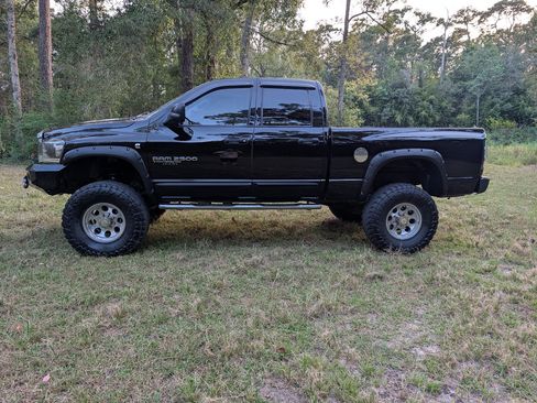 Used 2006 Dodge Ram 2500 Truck SLT w/ Quad Cab Big Horn Value Group AWD/4WD image 4