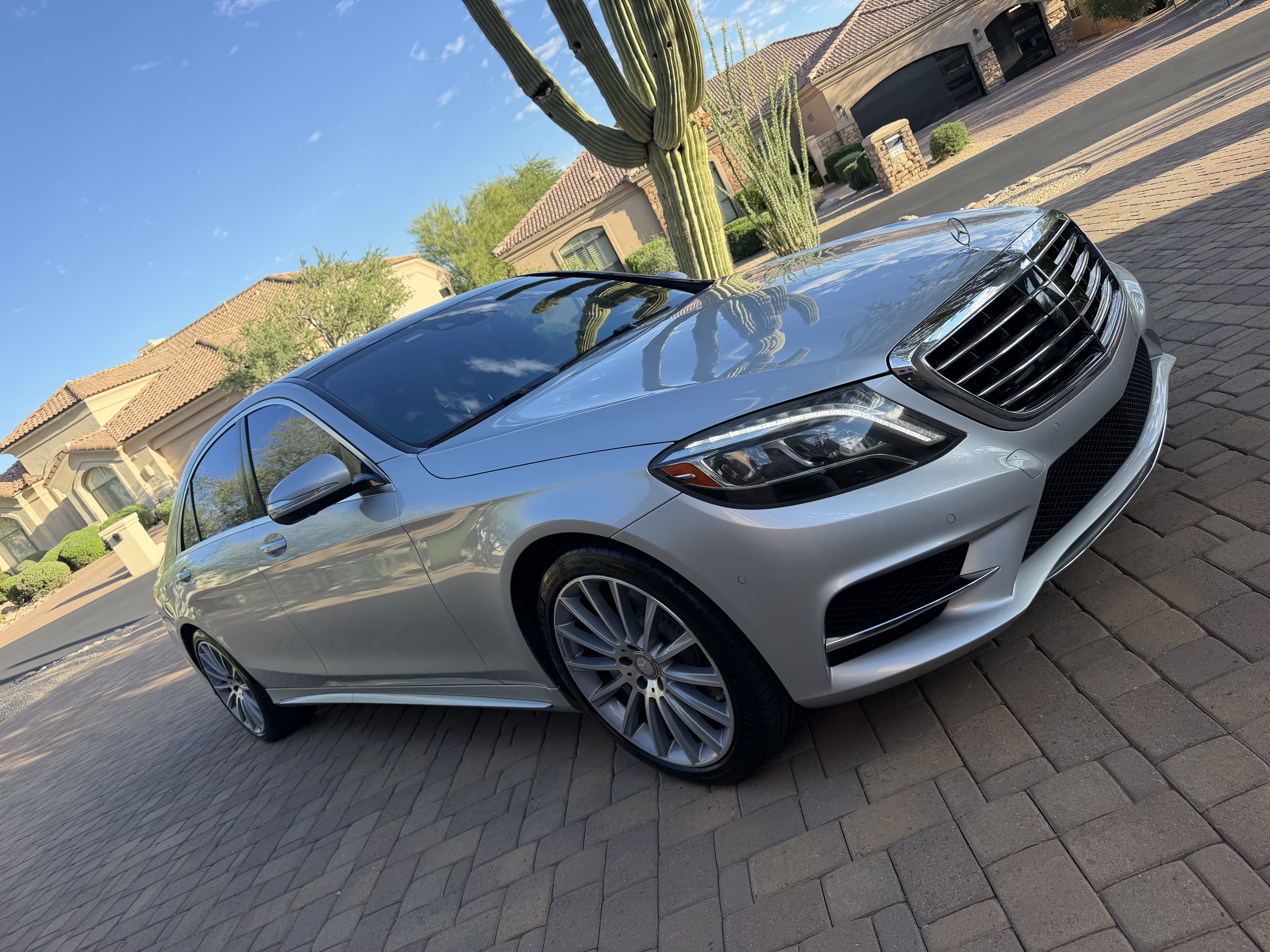 Used 2016 Mercedes-Benz S 550 Sedan image 4
