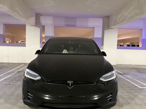 Used 2016 Tesla Model X 75D AWD/4WD image 2