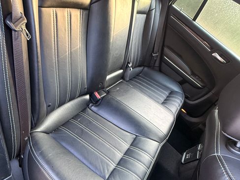 Used 2019 Chrysler 300 S RWD image 6
