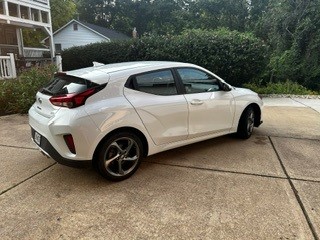 Used 2019 Hyundai Veloster 2.0 FWD image 1
