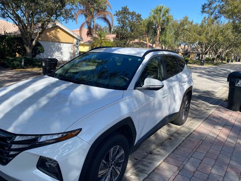 Used 2022 Hyundai Tucson Blue image 14