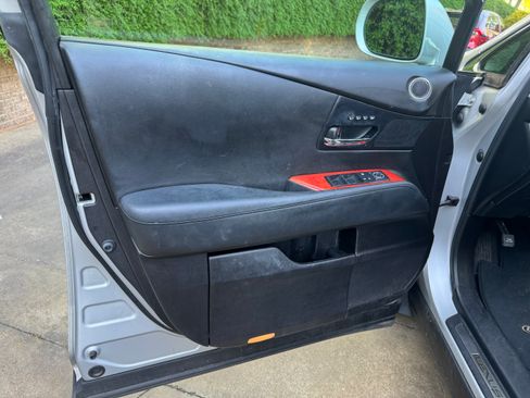 Used 2011 Lexus RX 350 2WD w/ Premium Pkg image 27