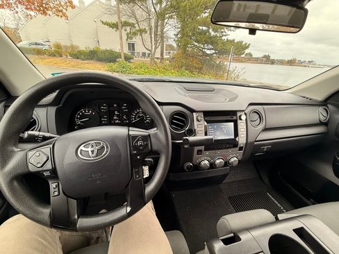 Used 2018 Toyota Tundra SR image 13