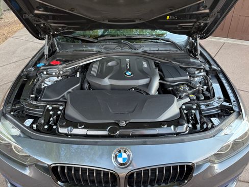 Used 2018 BMW 330i Sedan RWD image 6