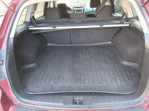 Used 2013 Subaru Outback 2.5i Premium w/ All-Weather Pkg image 12