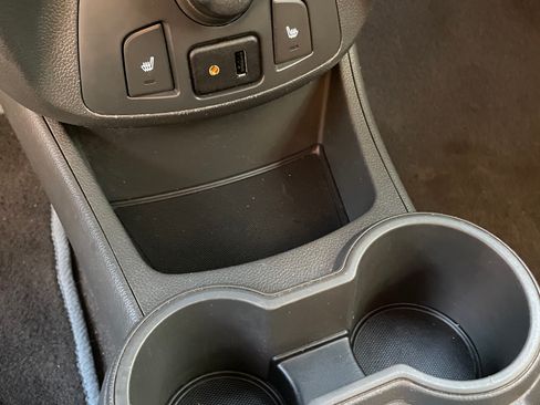 Used 2016 Chevrolet Spark LT image 11