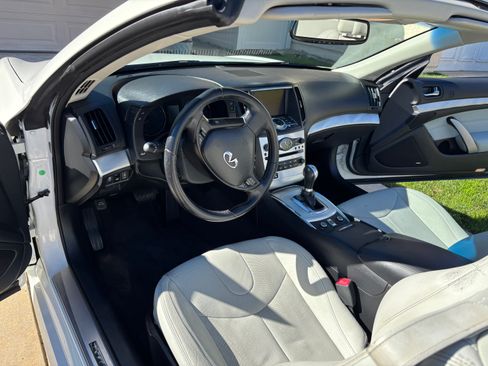 Used 2013 INFINITI G37 Sport w/ Premium Pkg image 19