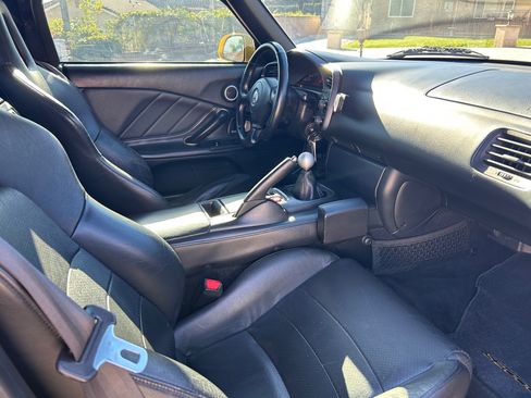 Used 2002 Honda S2000 image 10