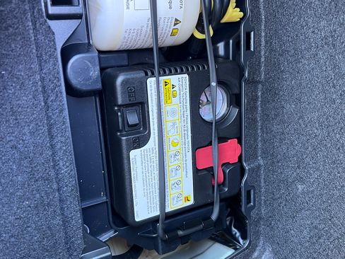 Used 2021 Toyota Mirai image 13