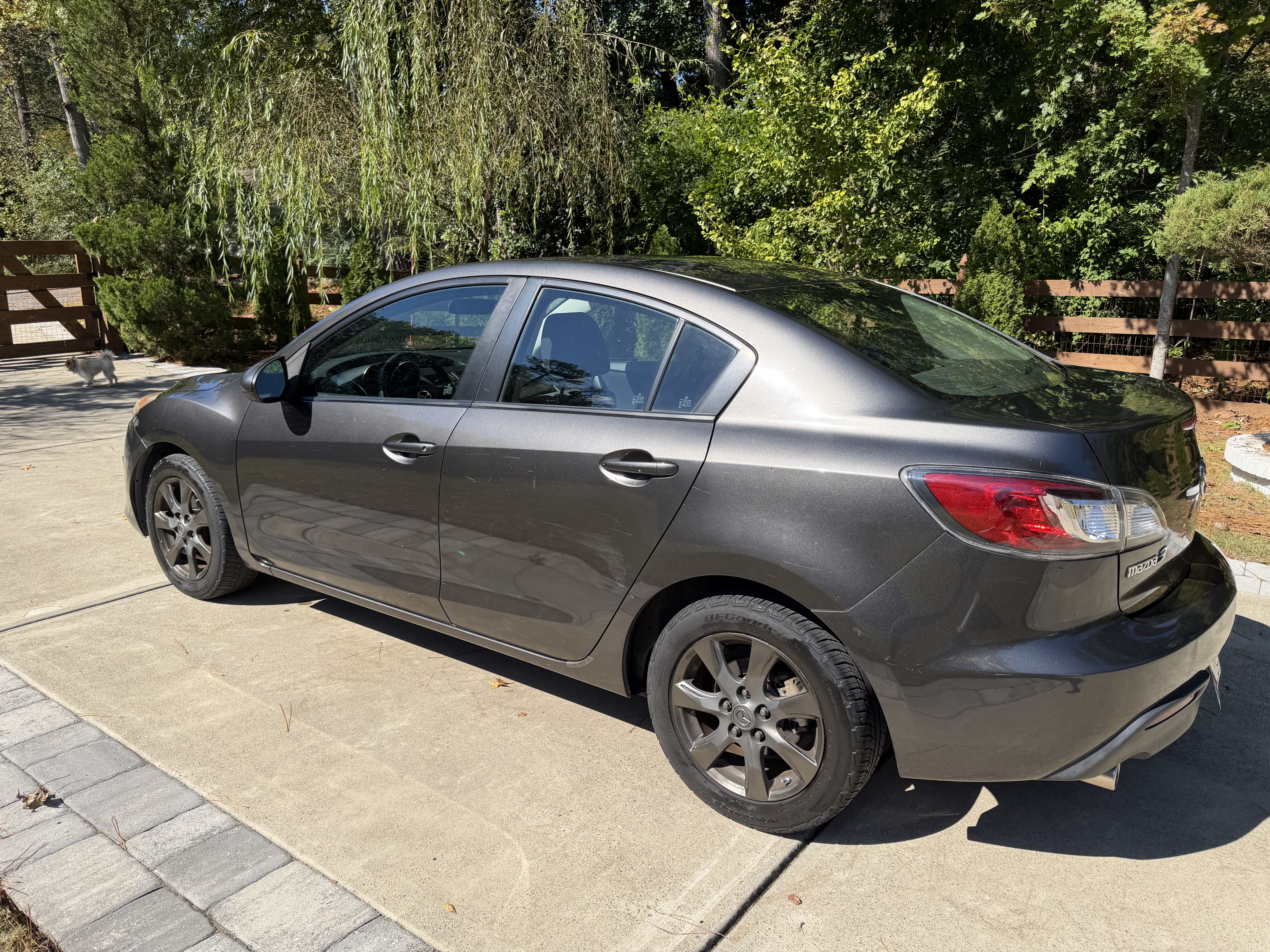 Used 2010 MAZDA MAZDA3 i Touring FWD image 5