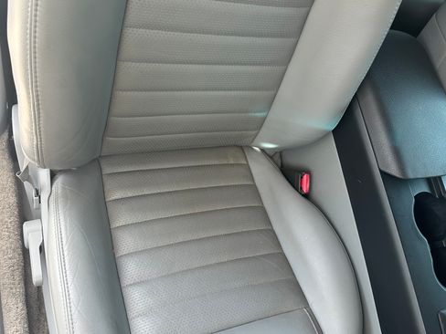 Used 2006 Ford Mustang GT Premium image 13