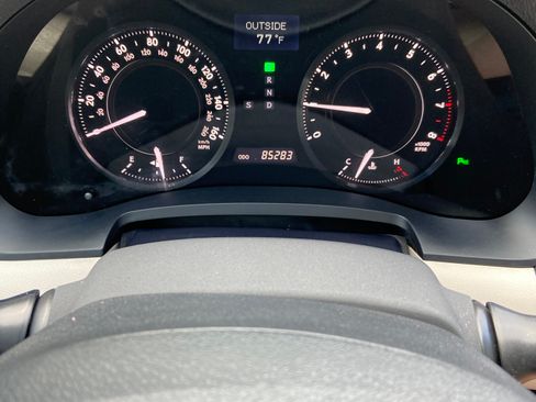Used 2010 Lexus IS 250C RWD image 1
